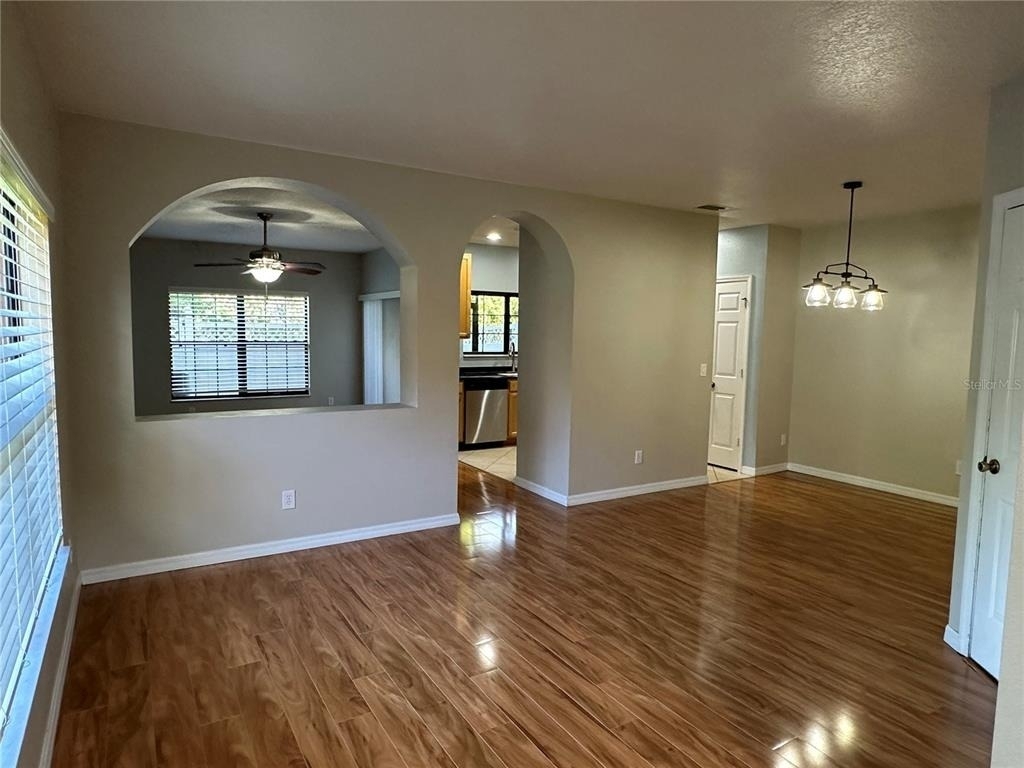 30117 N Mossbank Drive - Photo 2