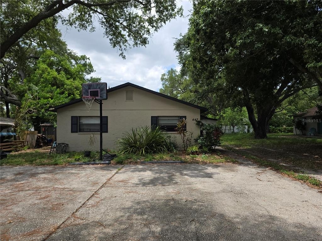 447 6th  Ne Avenue - Photo 10