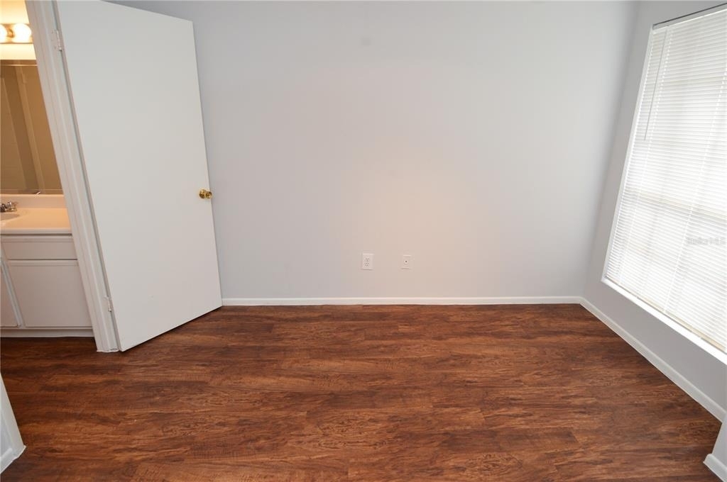 8625 Mallard Reserve Drive - Photo 28