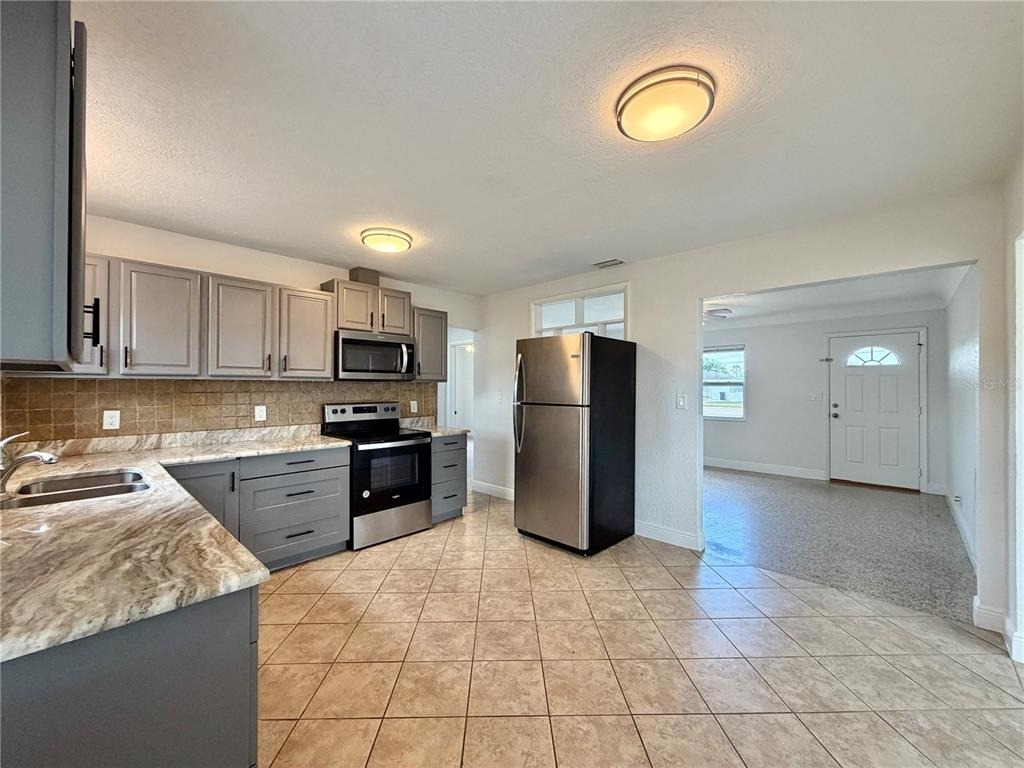 4515 54th Avenue N - Photo 6