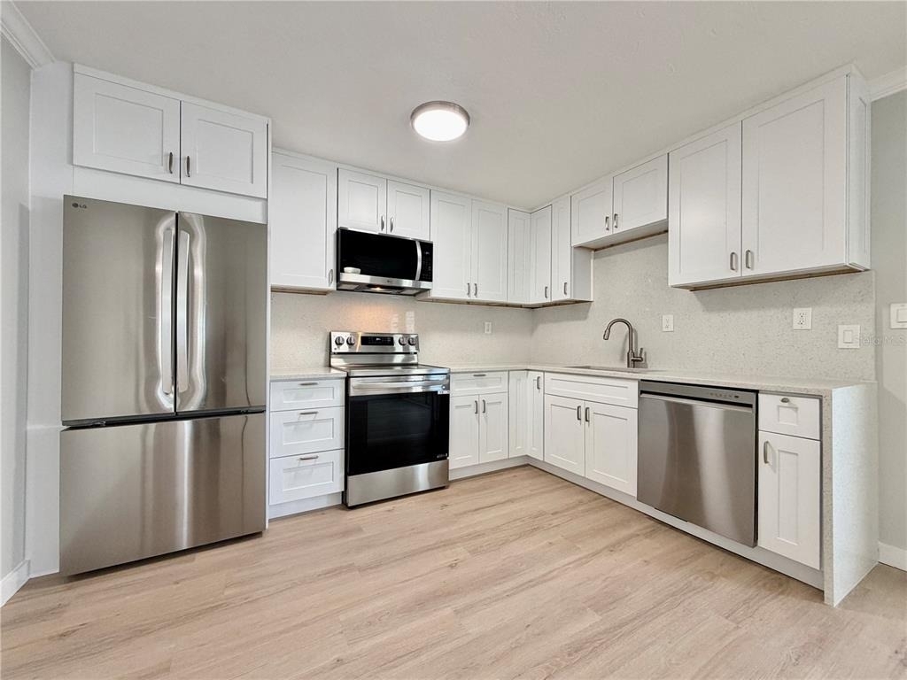 13299 3rd Street E - Photo 4