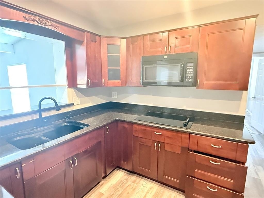 6041 43rd Avenue N - Photo 7
