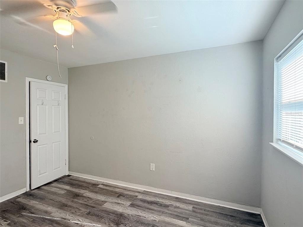 6041 43rd Avenue N - Photo 17