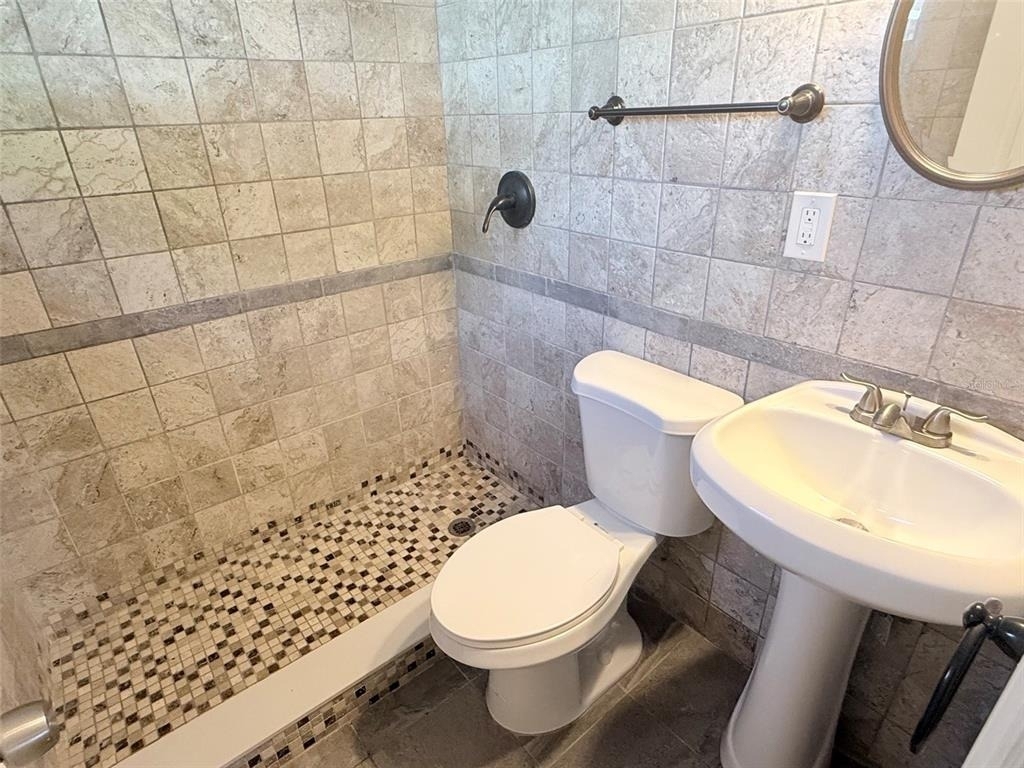 6041 43rd Avenue N - Photo 24