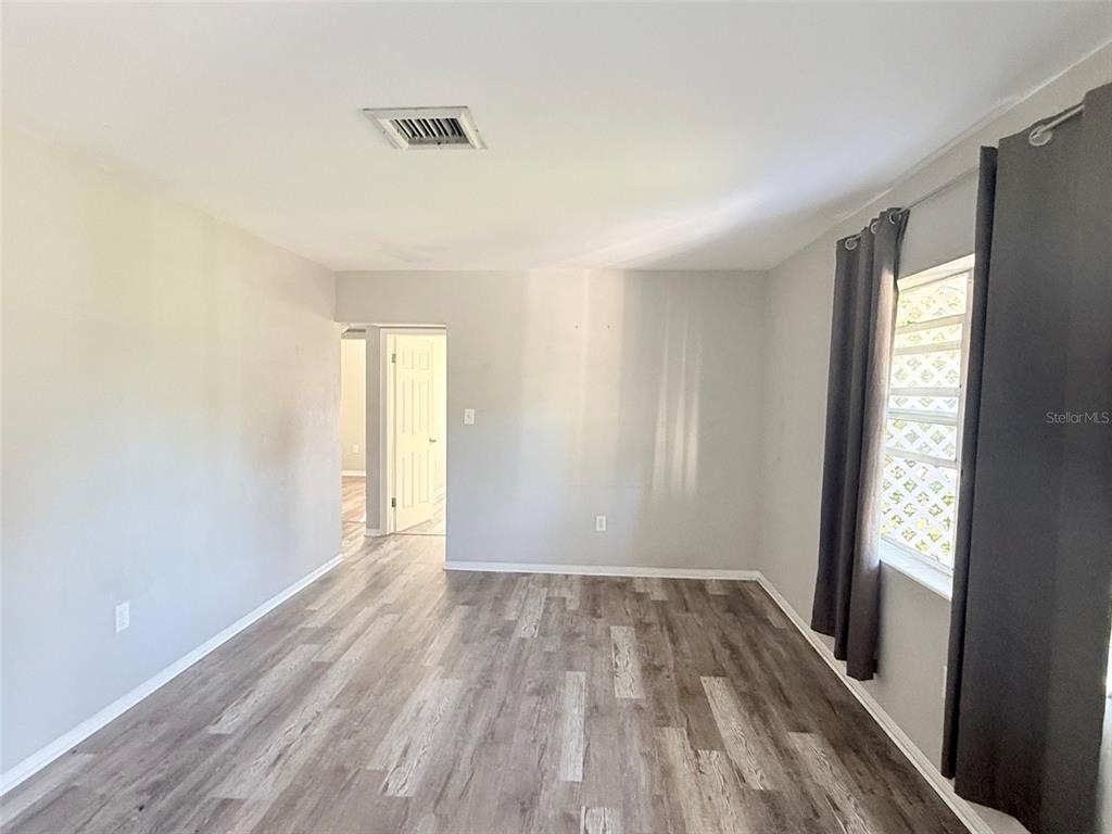 6041 43rd Avenue N - Photo 1