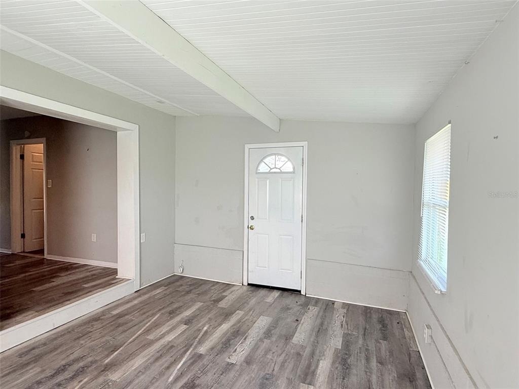 6041 43rd Avenue N - Photo 10
