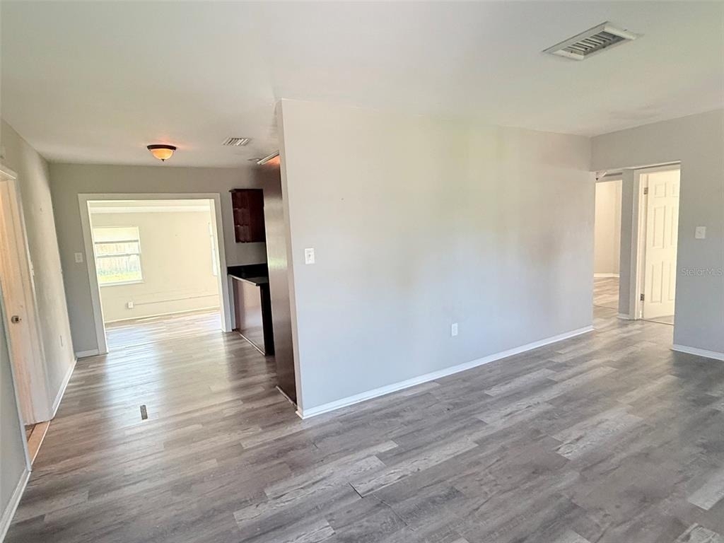 6041 43rd Avenue N - Photo 4