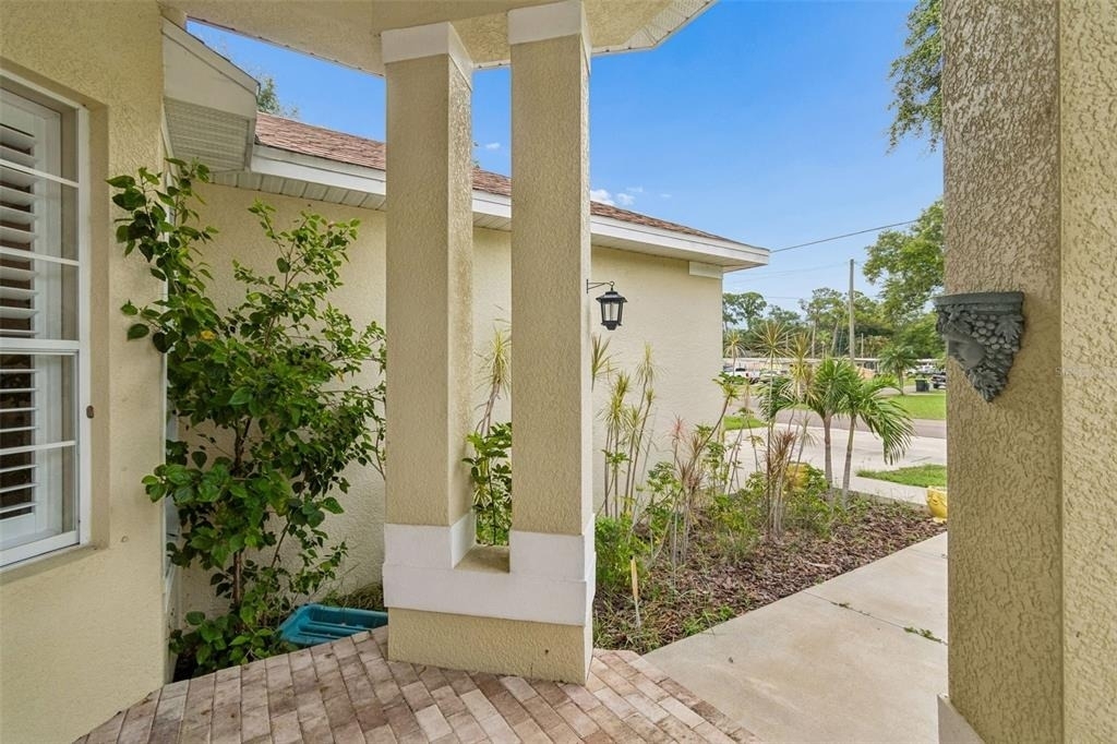 8040 57th Street N - Photo 9