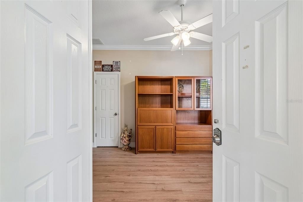 8040 57th Street N - Photo 18