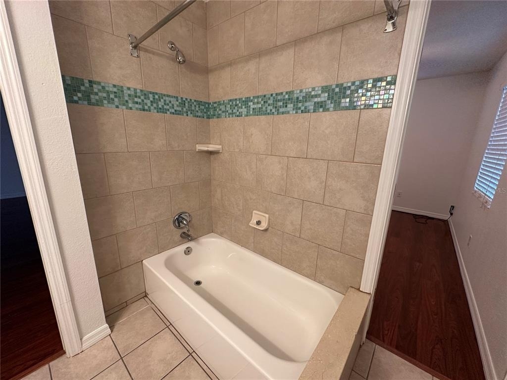 809 W Hiawatha Street - Photo 17