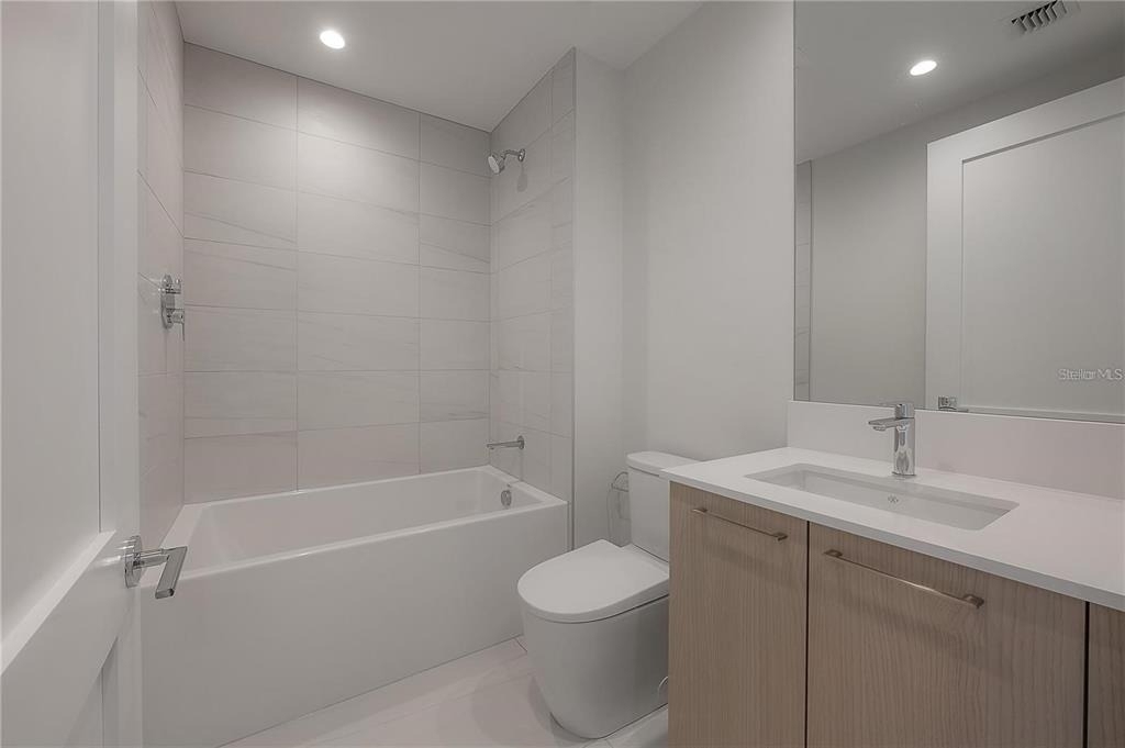275 1st Avenue S - Photo 27