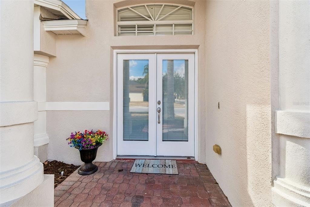 353 Bay Arbor - Photo 2