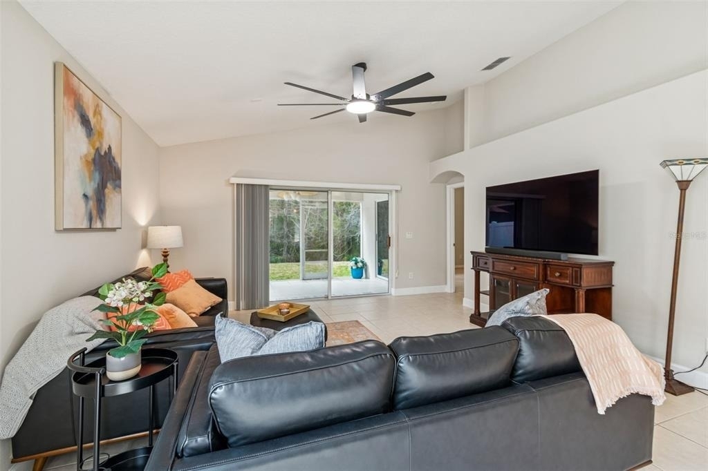 353 Bay Arbor - Photo 11