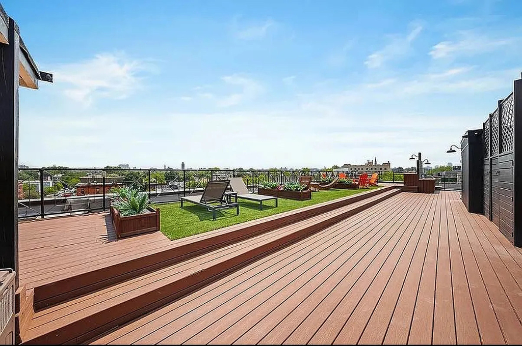 16 Howard Avenue - Photo 1