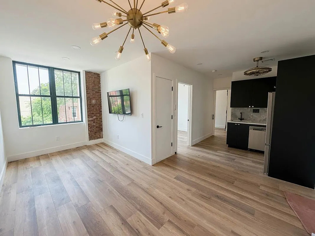 16 Howard Avenue - Photo 10