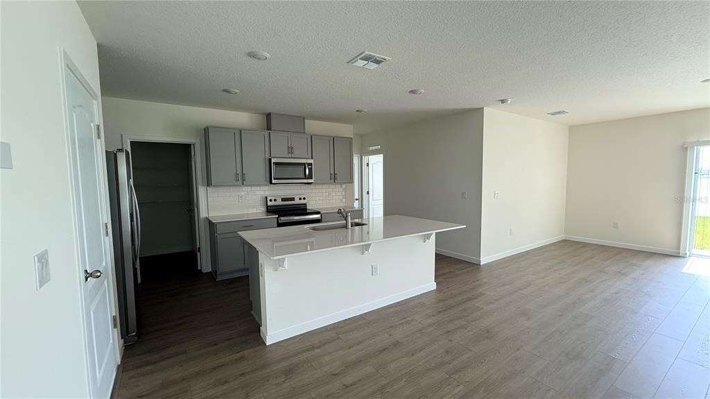 2066 Walnut Creek Drive - Photo 6