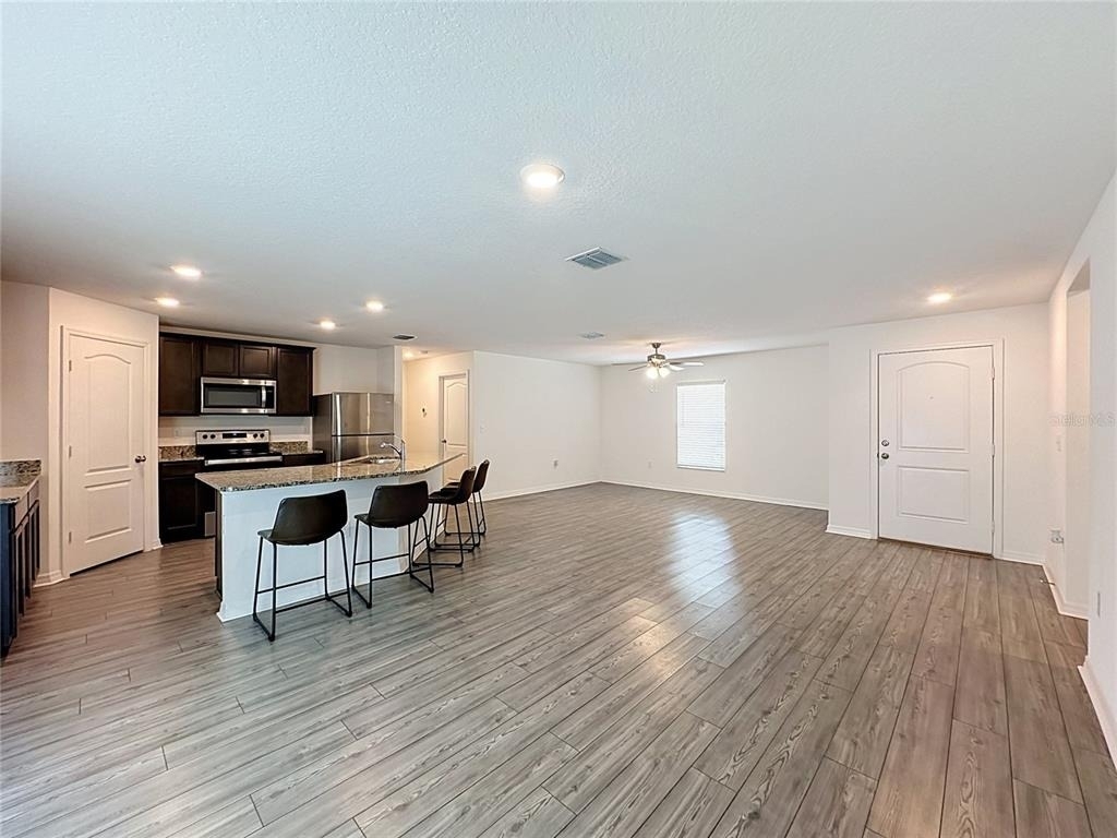 1407 Hillsborough Way - Photo 13