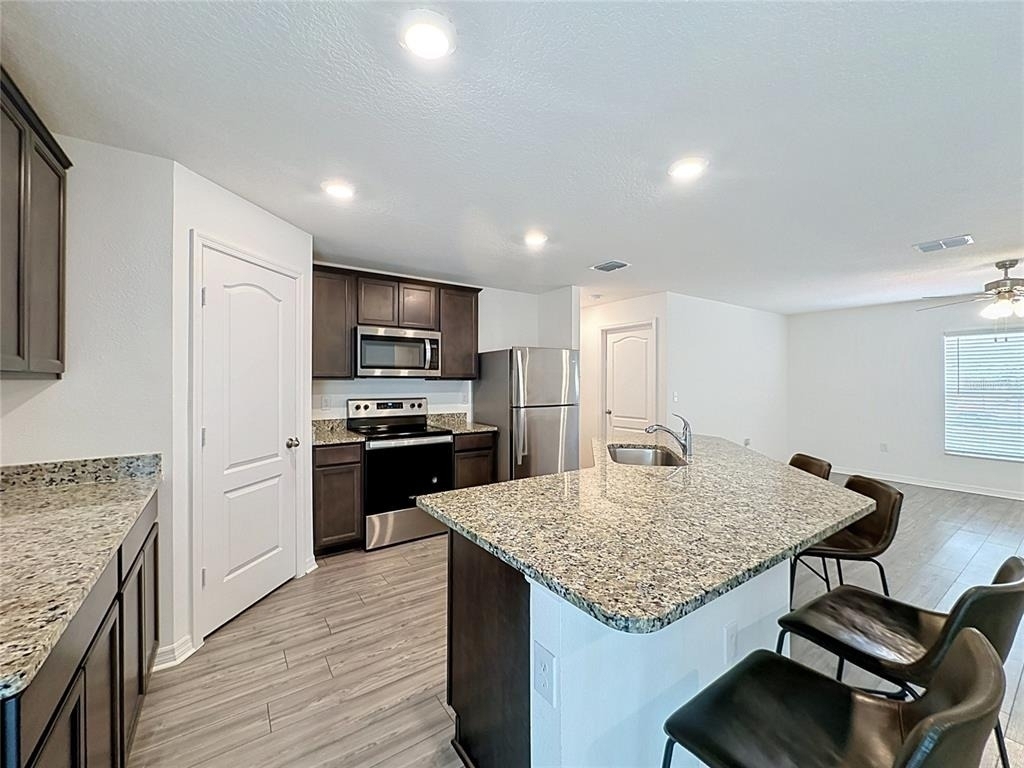 1407 Hillsborough Way - Photo 10