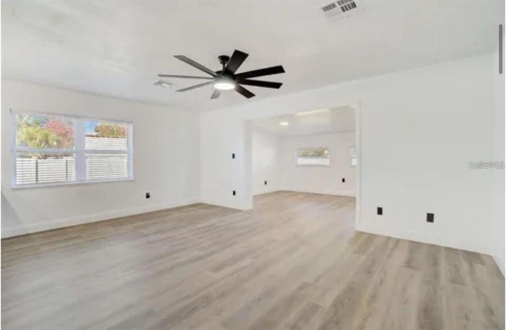 5205 Chenault Avenue - Photo 11
