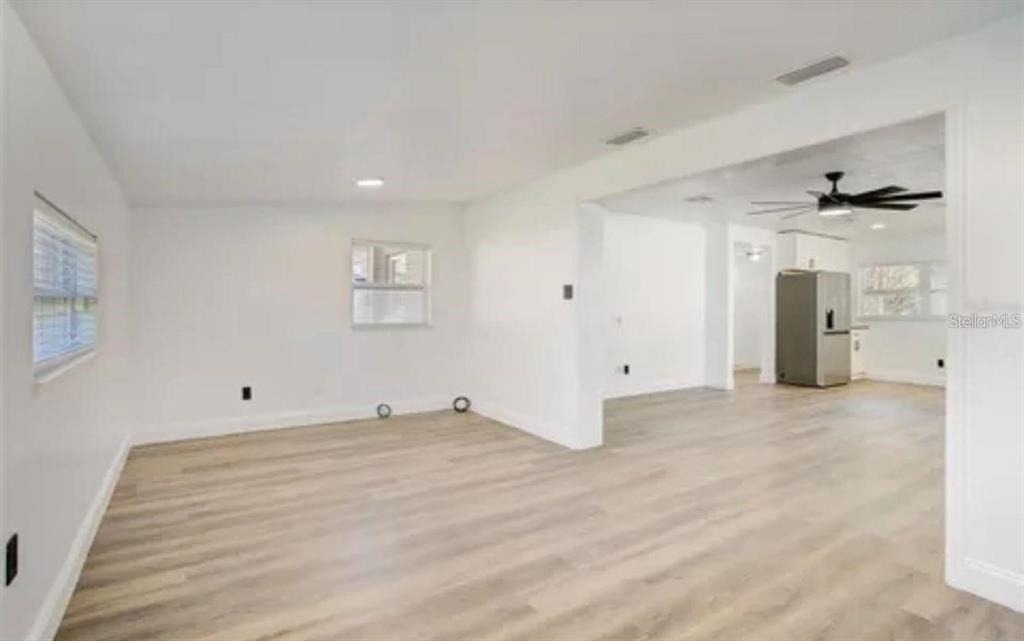 5205 Chenault Avenue - Photo 8