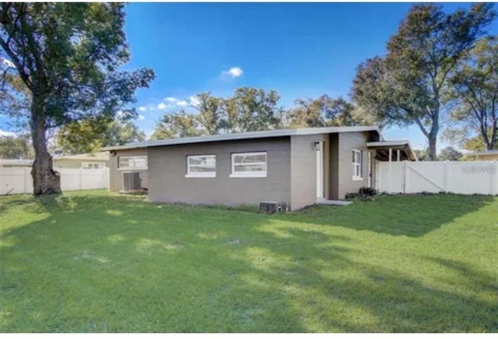 5205 Chenault Avenue - Photo 15