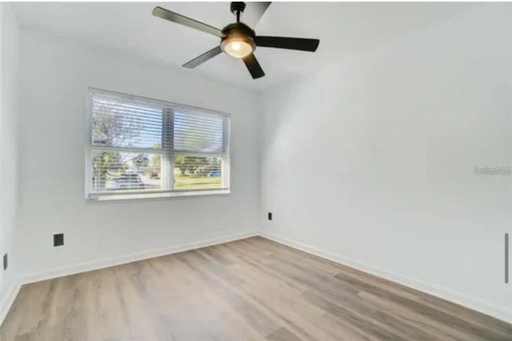 5205 Chenault Avenue - Photo 10