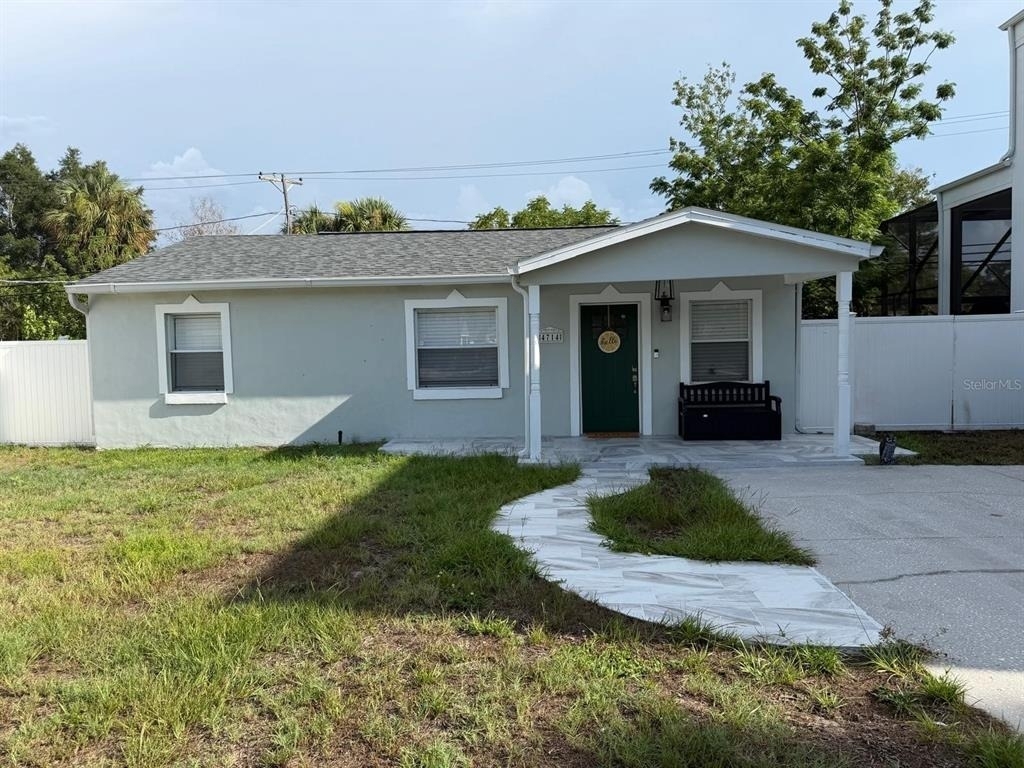 4714 W Lawn Avenue - Photo 2