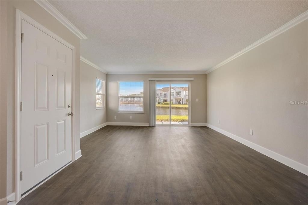 2556 Woodgate Boulevard - Photo 6