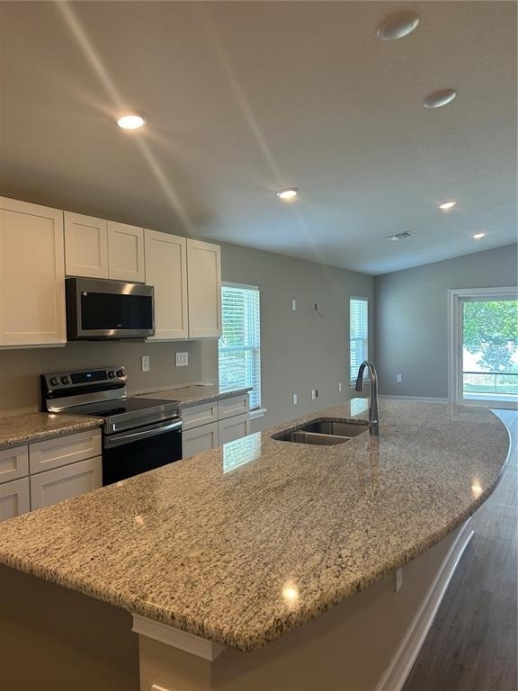 373 W Main Street - Photo 2