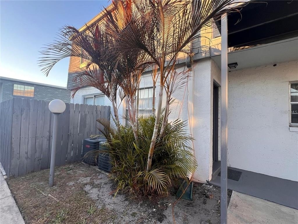 1000 S Semoran Boulevard - Photo 10