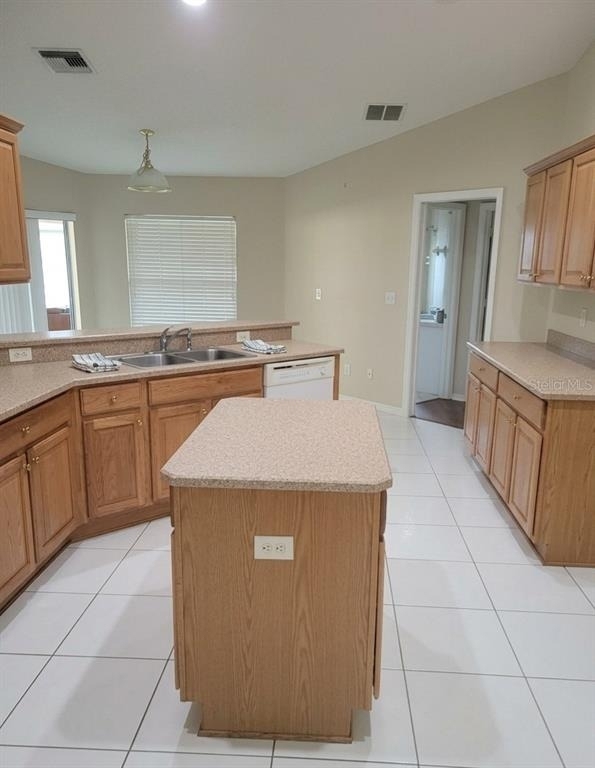 4650 Ne 16th Place - Photo 6