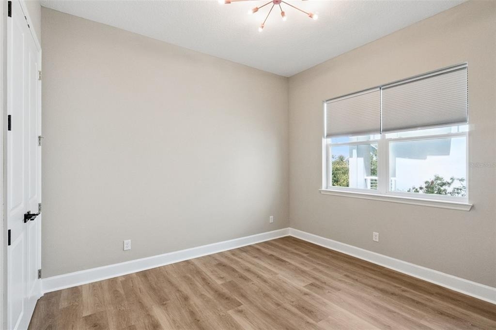 13273 Granger Avenue - Photo 24