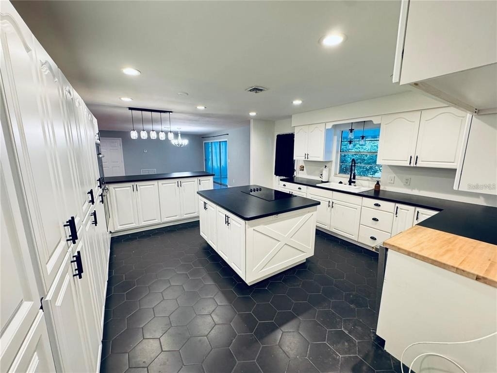 2022 Edgewood Road - Photo 7