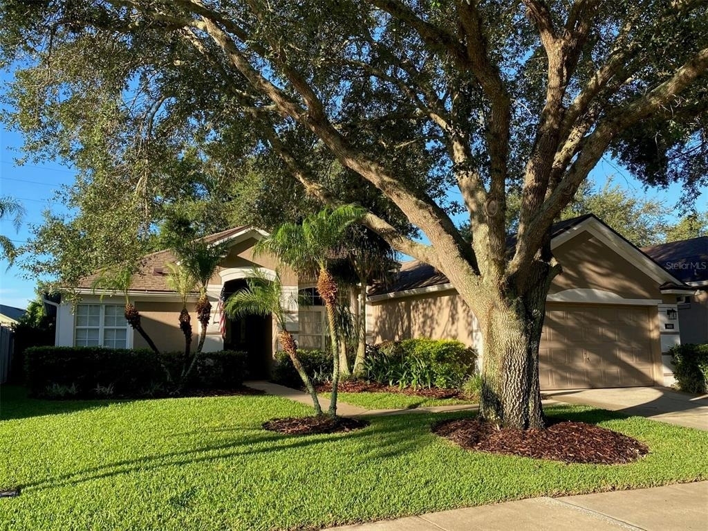 460 Pickfair Terrace - Photo 0