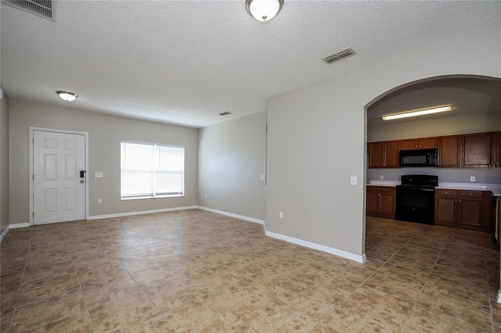 446 Spike Court - Photo 2