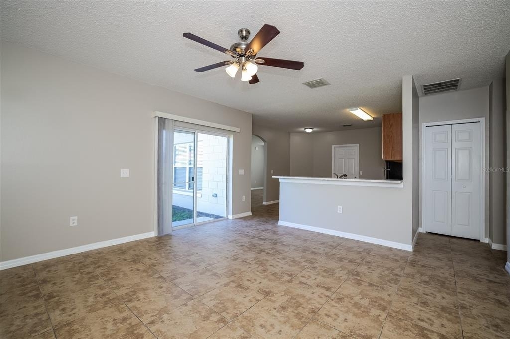 446 Spike Court - Photo 5