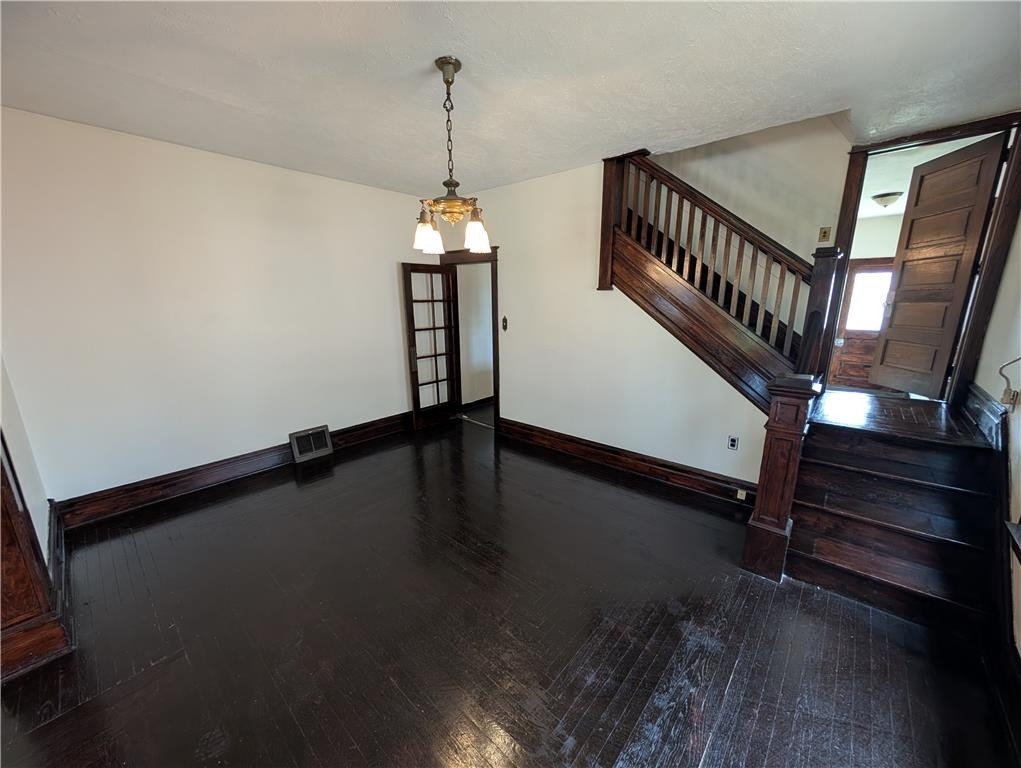 2132 Lincoln Avenue - Photo 5