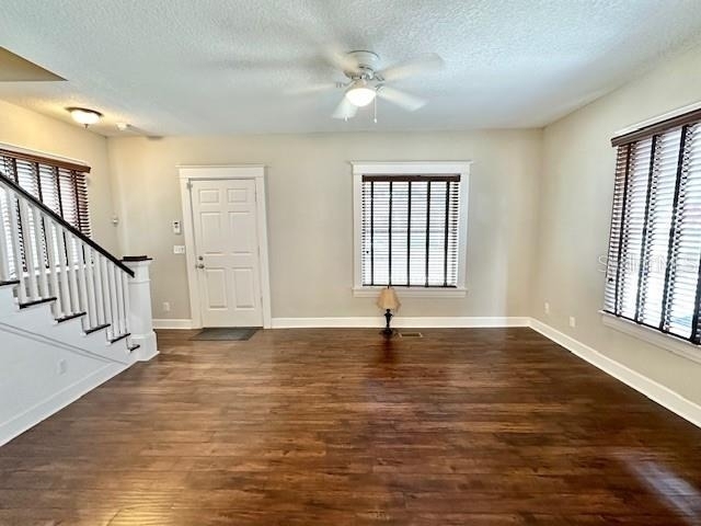 305 W 9th Street - Photo 7