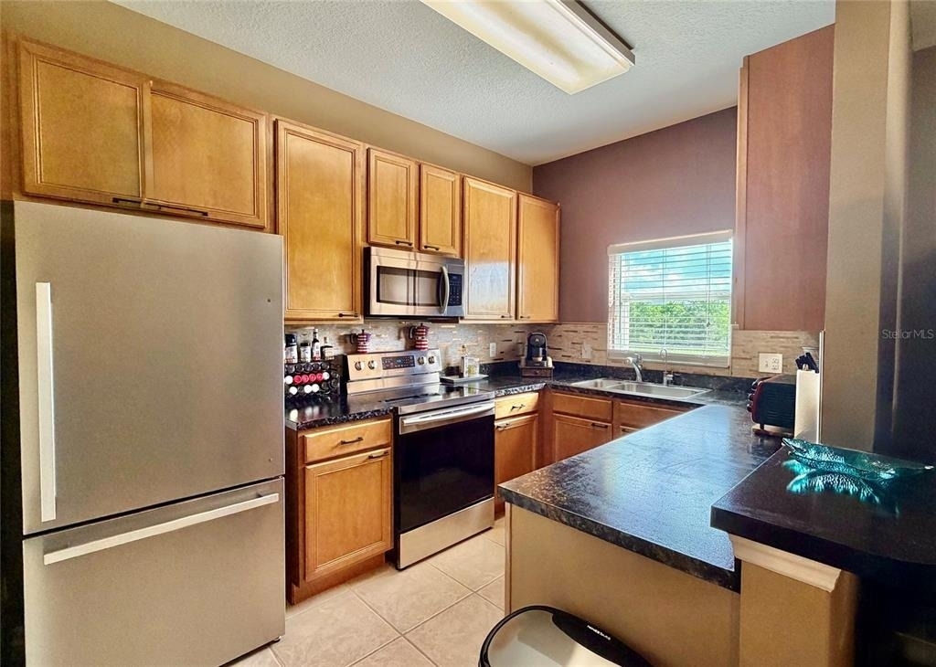 1720 Retreat View Circle - Photo 9