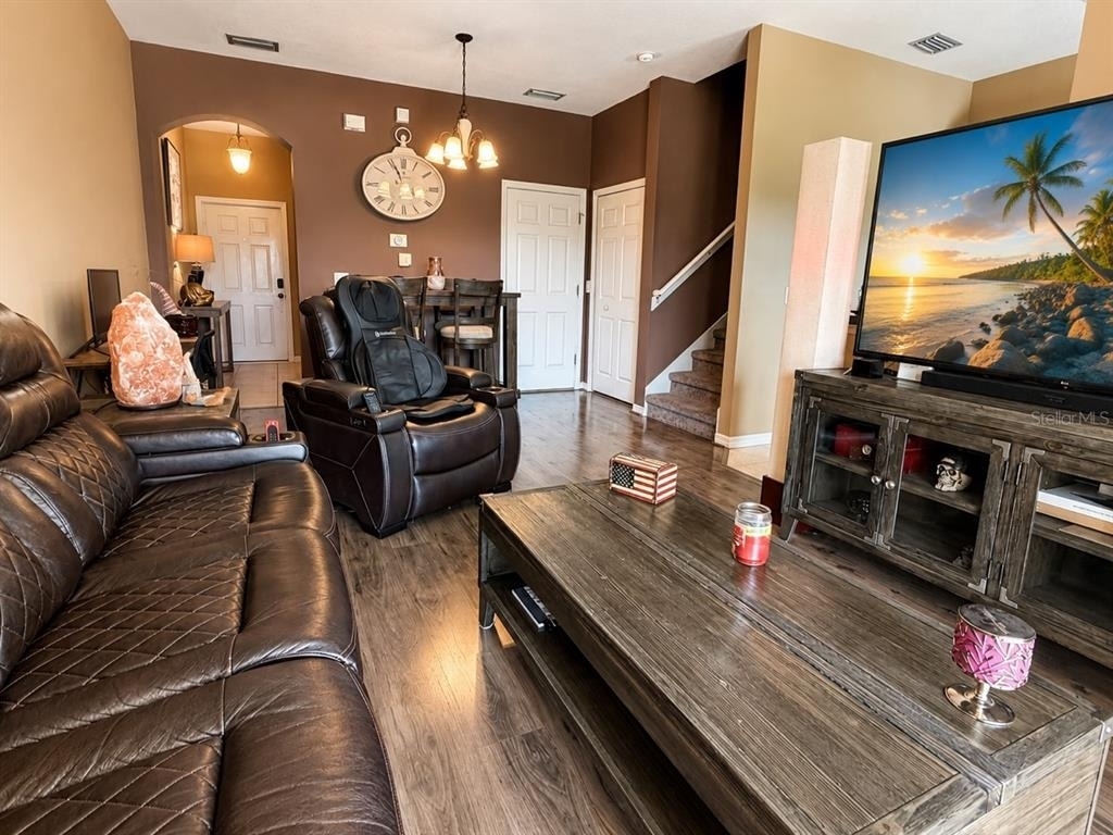 1720 Retreat View Circle - Photo 4