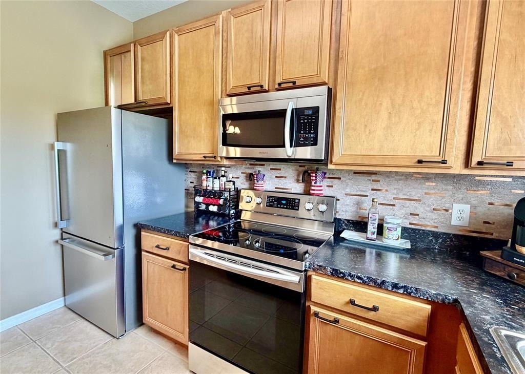 1720 Retreat View Circle - Photo 10