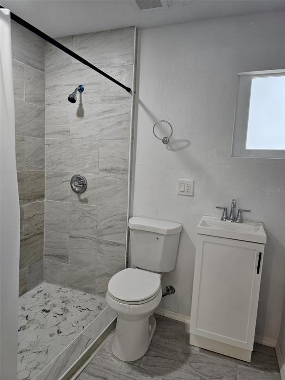 1216 Dickens Avenue - Photo 5