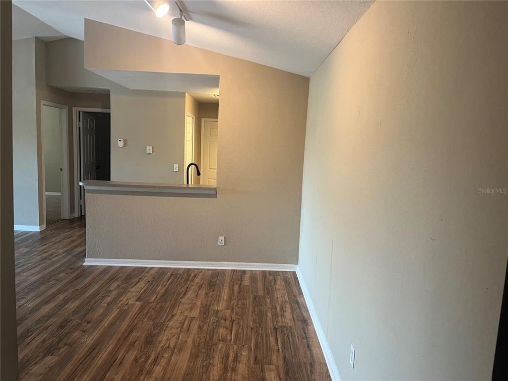 7511 Seurat Street - Photo 3