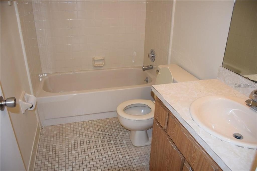 470 Hunter Circle - Photo 8
