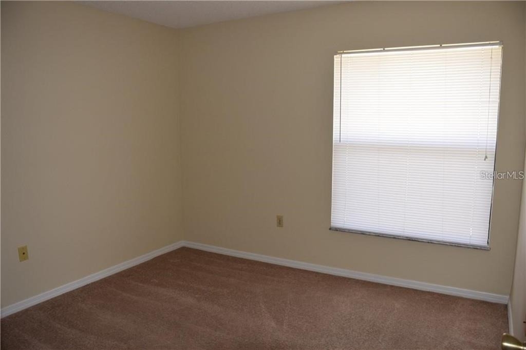 470 Hunter Circle - Photo 5