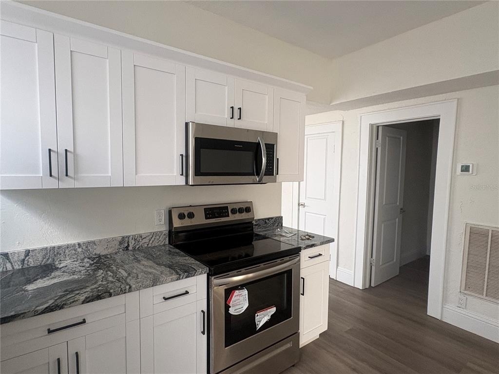 729 E Palmetto Street - Photo 4