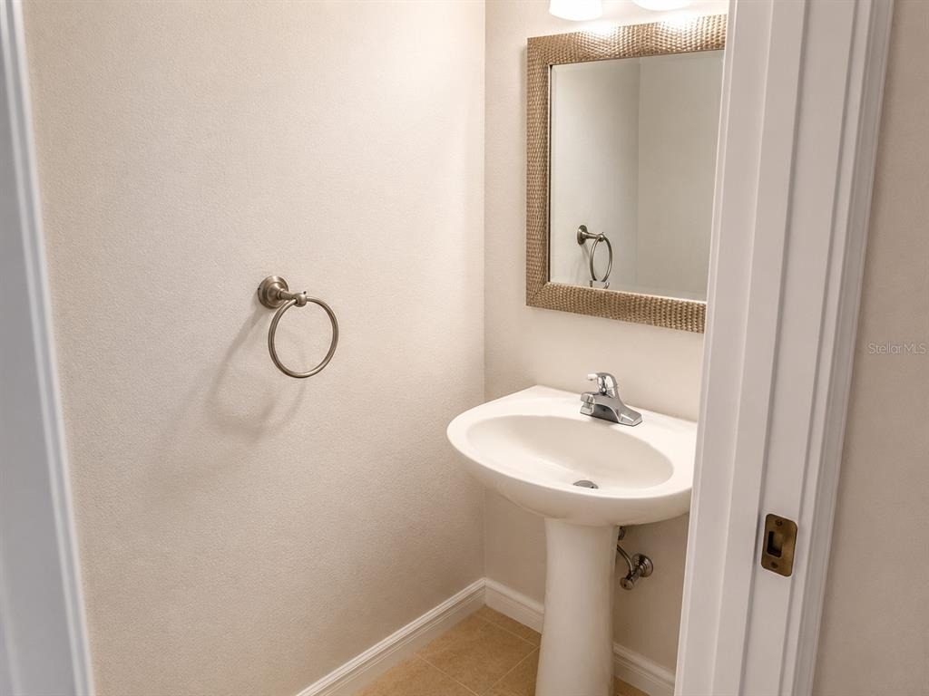 518 Nw 39 Road - Photo 8