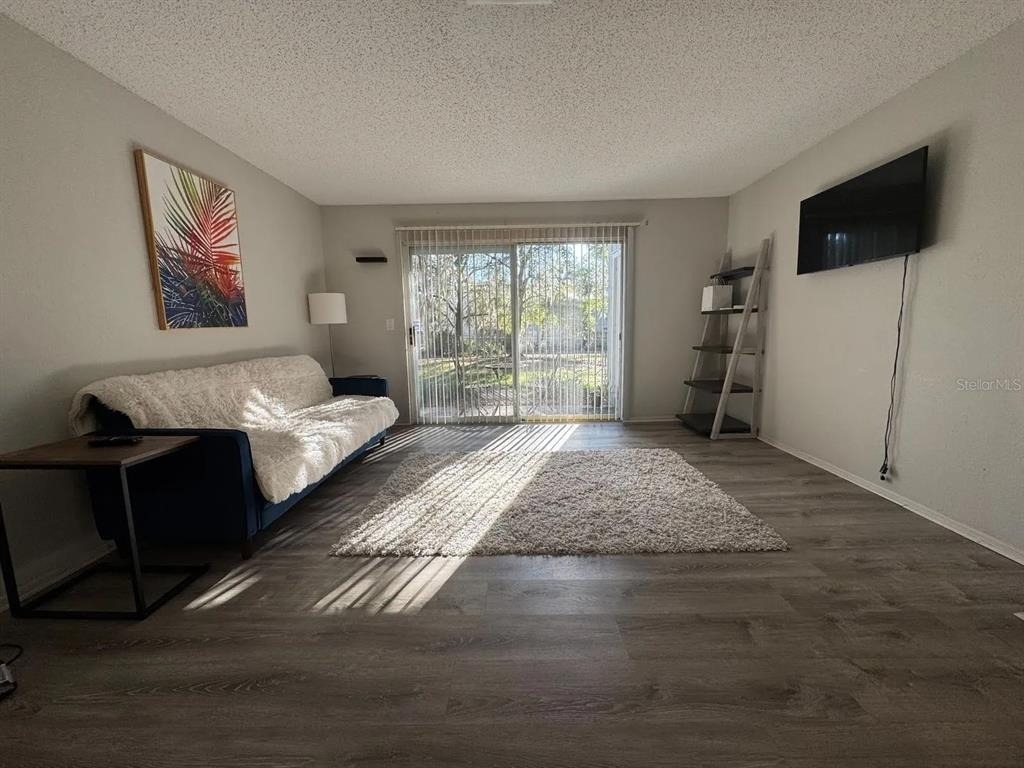 3705 Sw 27th Street - Photo 2