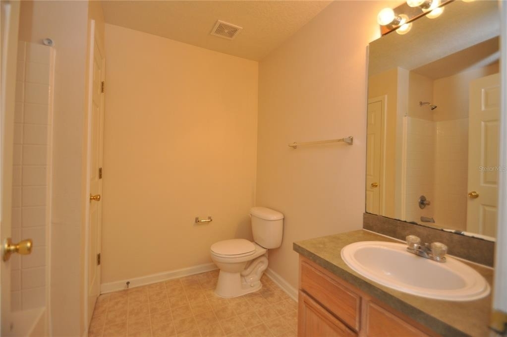 116 London Drive - Photo 15