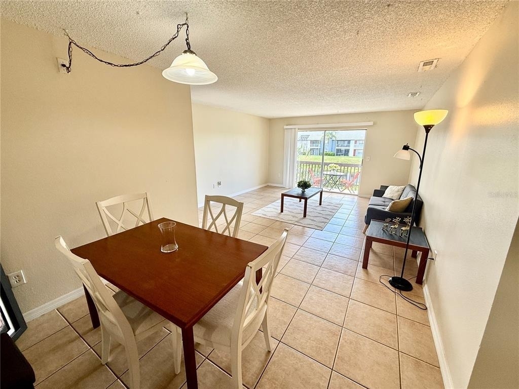2612 Hidden Lake Drive N - Photo 7